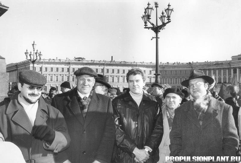 1990-е на митинге протеста Медведев Румб Семионичев Минасян Столяров.jpg